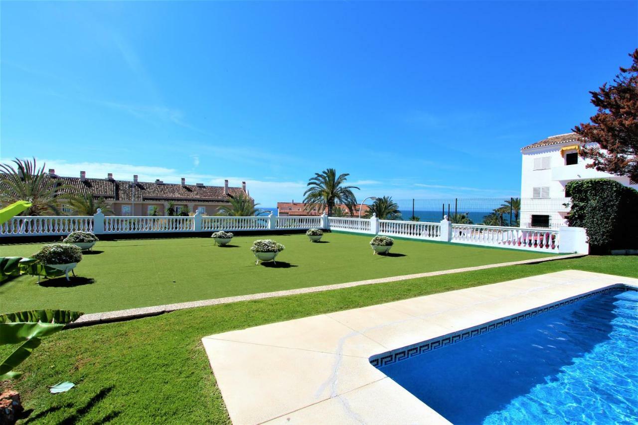 Apartamentos Los Cisnes - 2º Linea De Playa - Perfecta Ubicacion 贝纳尔马德纳 外观 照片