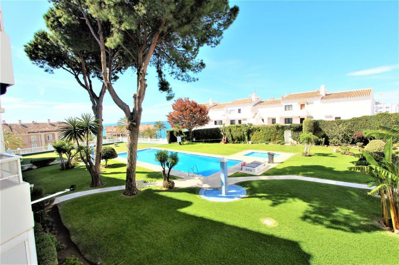 Apartamentos Los Cisnes - 2º Linea De Playa - Perfecta Ubicacion 贝纳尔马德纳 外观 照片
